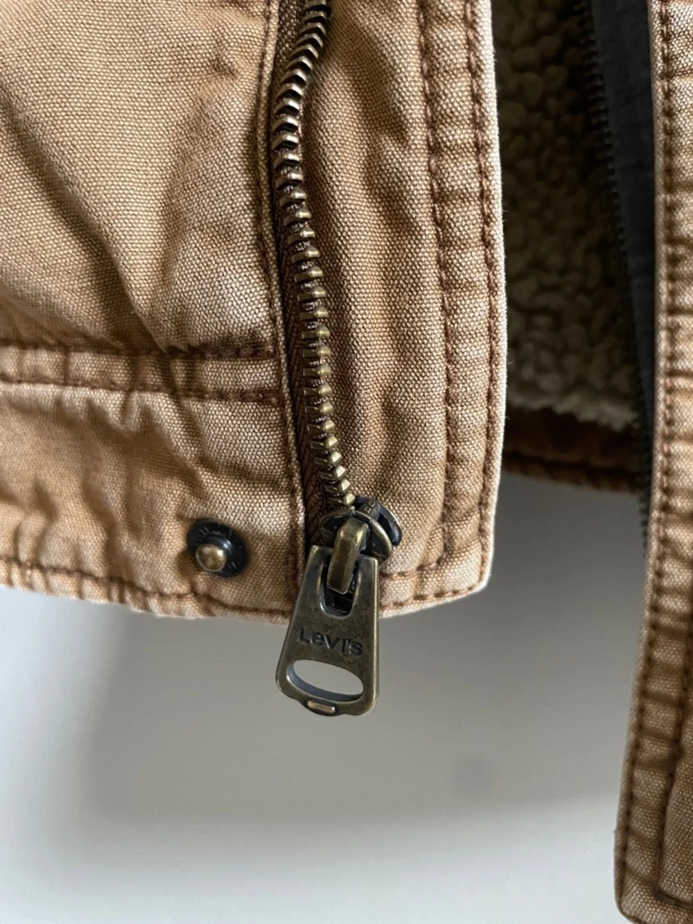 Levi's Men's Caramel Brown Hooded Field Jacket with Chest Pockets